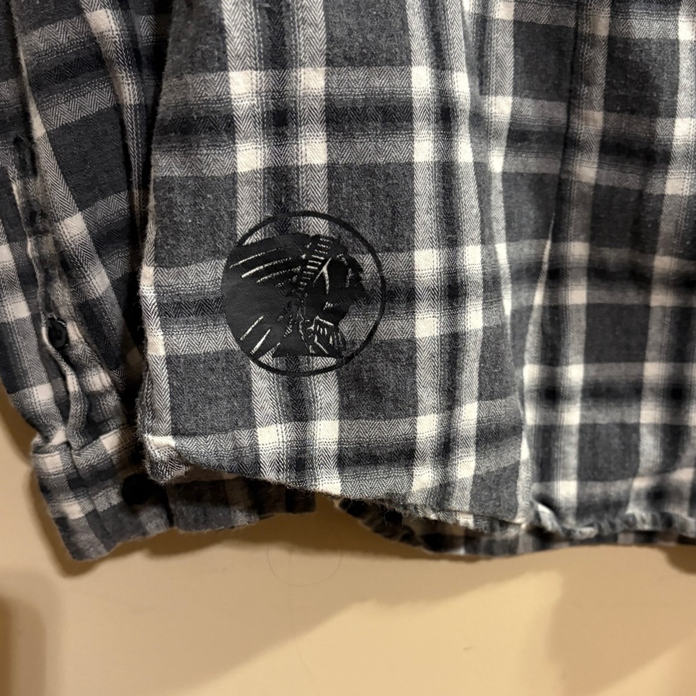 Plaid Indian Motorcycle Flannel - Picture 6 of 7